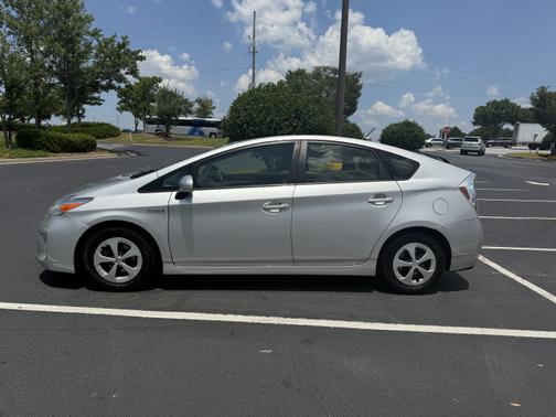 2014 Toyota Prius Two
