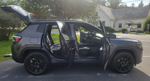 Gray 2023 Jeep Compass Altitude
