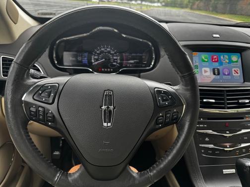 2016 Lincoln MKT EcoBoost