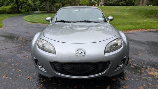 Silver 2011 Mazda MX-5 Miata Grand Touring