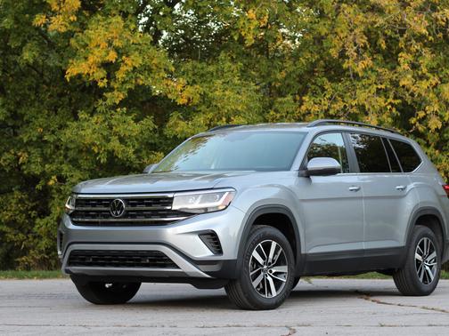 2021 Volkswagen Atlas 3.6L SE w/Technology