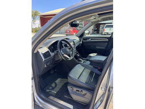2021 Volkswagen Atlas 3.6L SE w/Technology