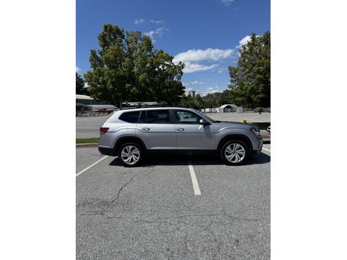 2021 Volkswagen Atlas 3.6L SE w/Technology