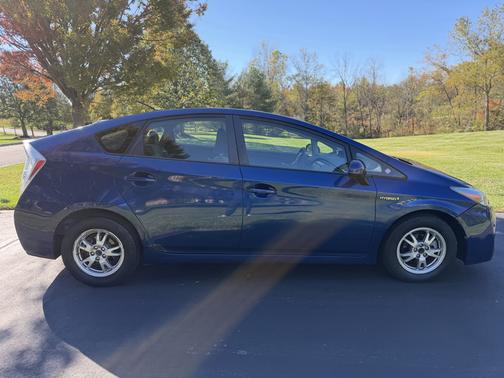 2010 Toyota Prius II