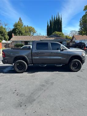 2019 RAM 1500 Laramie