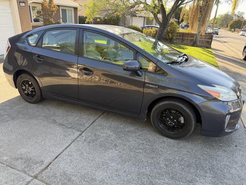 Gray 2012 Toyota Prius One