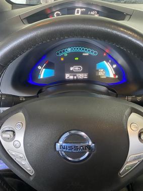 2015 Nissan Leaf SL