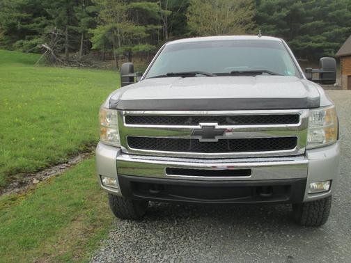 Silver 2011 Chevrolet Silverado 1500 LT