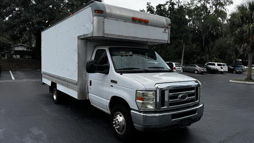 2010 Ford E350 Super Duty Base