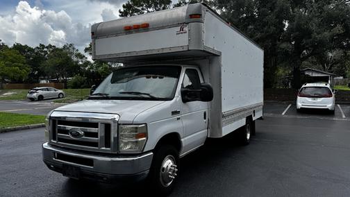 2010 Ford E350 Super Duty Base