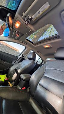 White 2014 Chevrolet Cruze 2LT