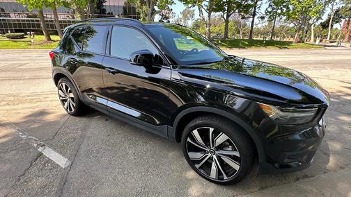 Black 2021 Volvo XC40 Recharge Pure Electric P8 R-Design