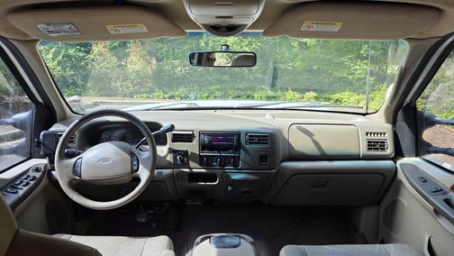 2002 Ford F-250 Lariat Crew Cab Super Duty