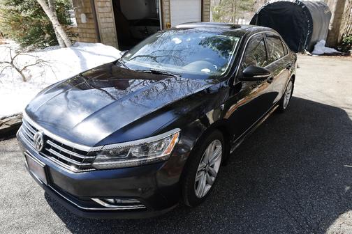 2017 Volkswagen Passat 1.8T SE w/Technology