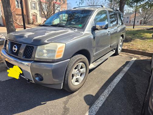 2004 Nissan Armada SE