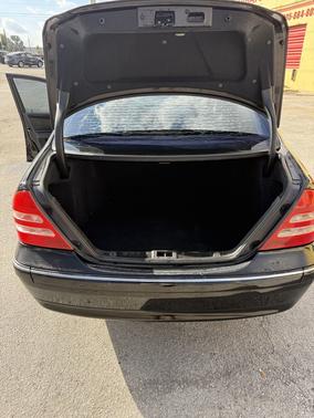 2004 Mercedes-Benz C-Class C240