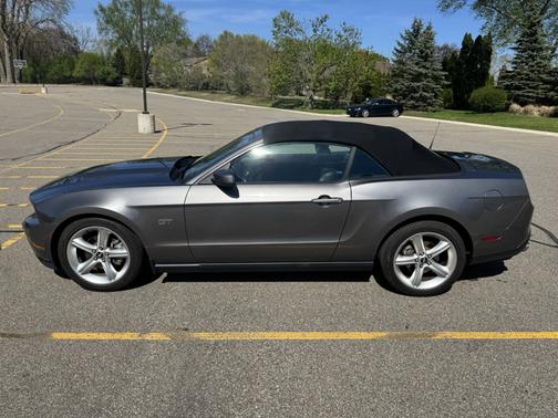 Gray 2010 Ford Mustang GT Premium