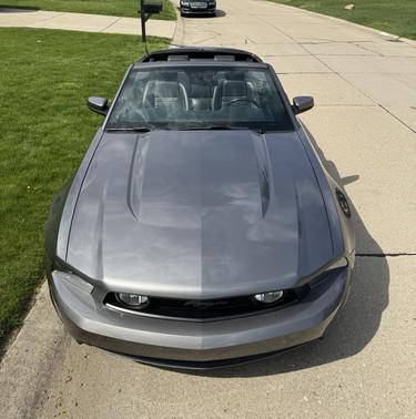 Gray 2010 Ford Mustang GT Premium