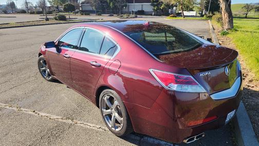 2010 Acura TL Technology