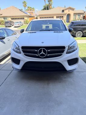 White 2019 Mercedes-Benz GLE 400 4MATIC