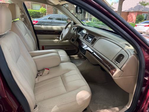 2009 Mercury Grand Marquis LS