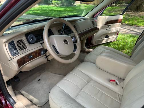 2009 Mercury Grand Marquis LS