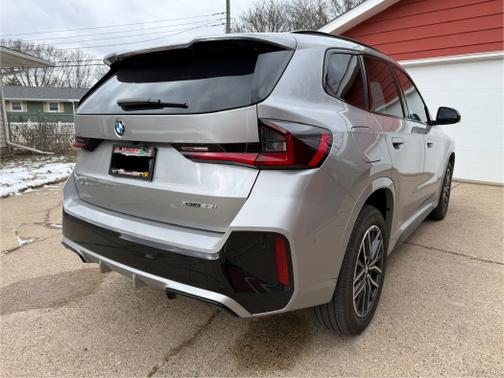 2024 BMW X1 xDrive 28i