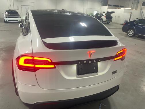 2022 Tesla Model X Plaid