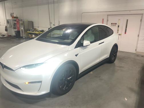 2022 Tesla Model X Plaid