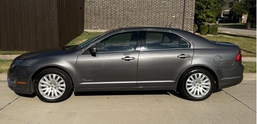 Gray 2010 Ford Fusion Hybrid Base