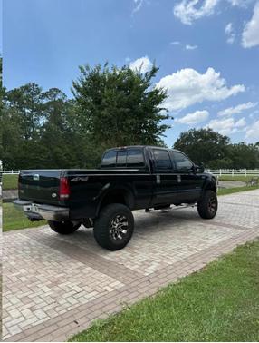 Black 2002 Ford F-350 Lariat