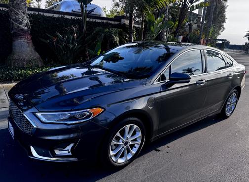 2019 Ford Fusion Energi Titanium