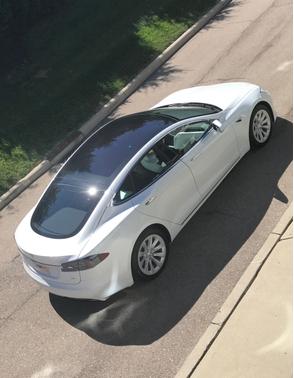 2017 Tesla Model S 75