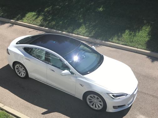 2017 Tesla Model S 75