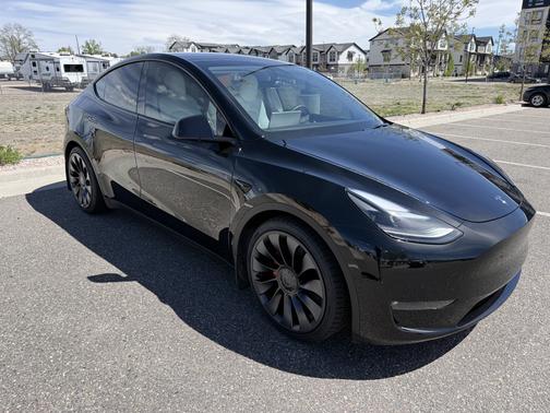 Black 2021 Tesla Model Y Performance