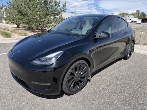 Black 2021 Tesla Model Y Performance