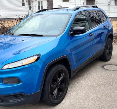 2017 Jeep Cherokee Sport