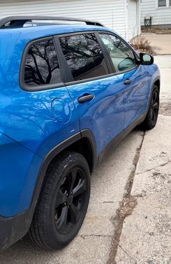 2017 Jeep Cherokee Sport