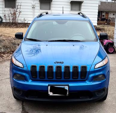 2017 Jeep Cherokee Sport