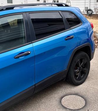 2017 Jeep Cherokee Sport