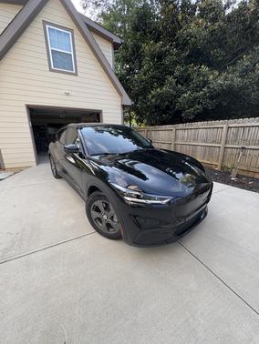 2022 Ford Mustang Mach-E Select