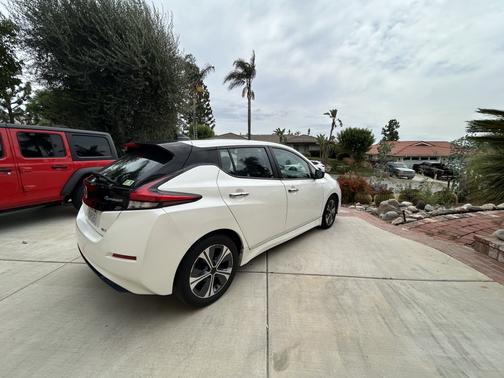 2018 Nissan Leaf SV