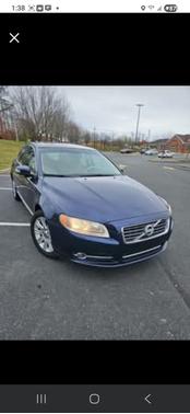 Blue 2011 Volvo S80 3.2