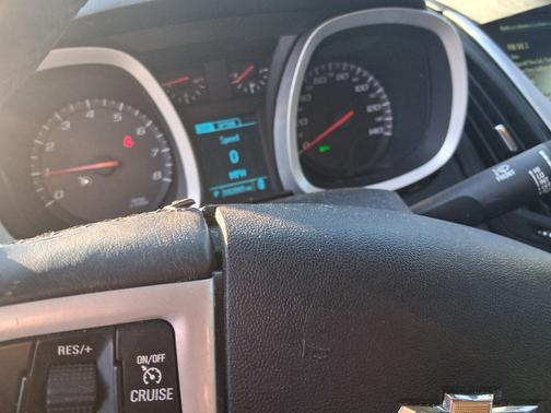 Blue 2014 Chevrolet Equinox 1LT