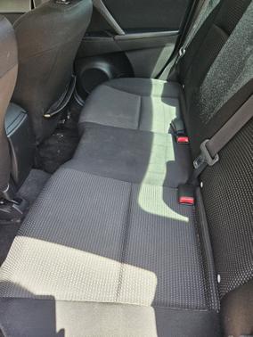 2013 Mazda Mazda3 i Sport