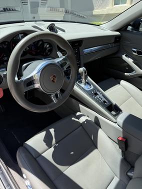 2014 Porsche 911 Carrera 4S