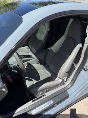 2014 Porsche 911 Carrera 4S
