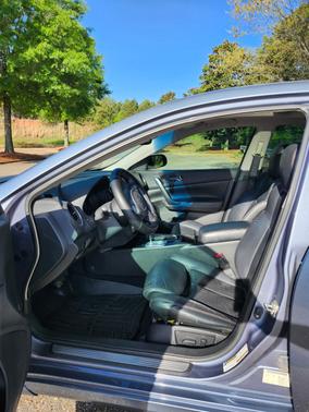 Blue 2012 Nissan Maxima S