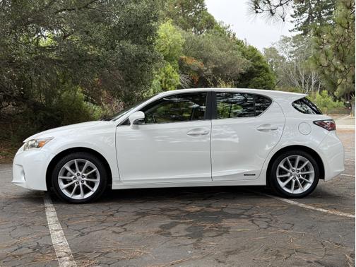 2013 Lexus CT 200h Premium