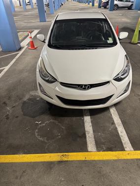 White 2014 Hyundai ELANTRA SE